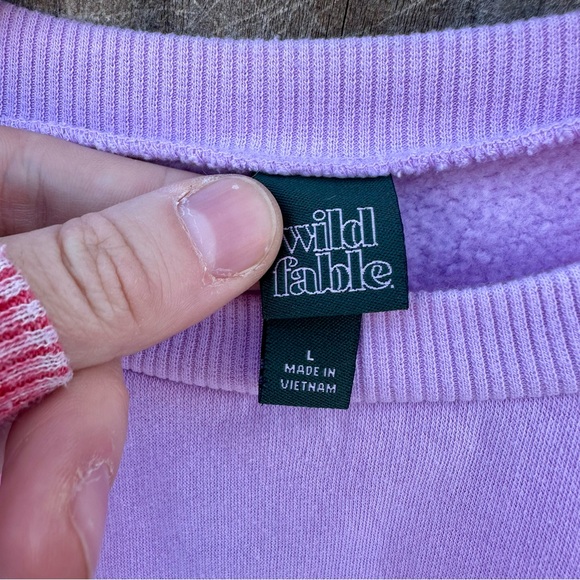 cropped sweatshirt - Picture 2 of 2